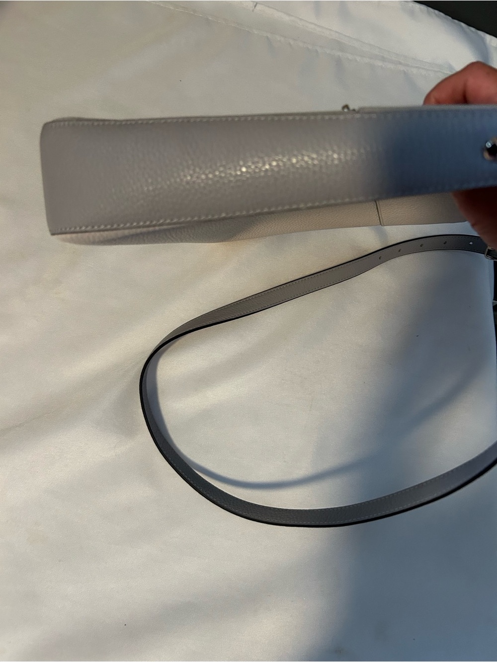 kate spade Pebbled Leather Crossbody in Light Gray in excellent condition. - Picture 3 of 5